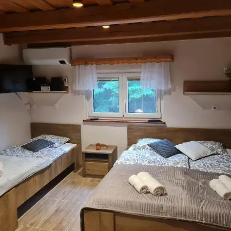 Gozdarjeva Hiska M&k Tatil Evi