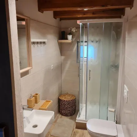 Holiday home Gozdarjeva Hiska M&k *