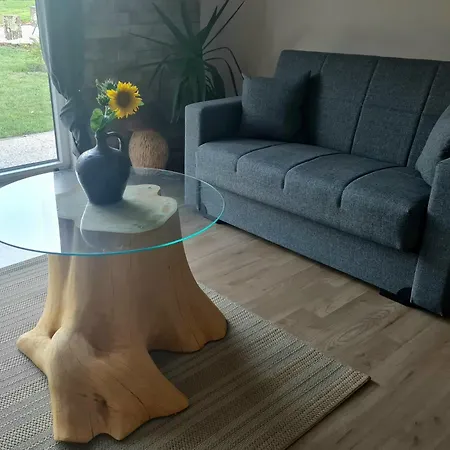 Gozdarjeva Hiska M&k