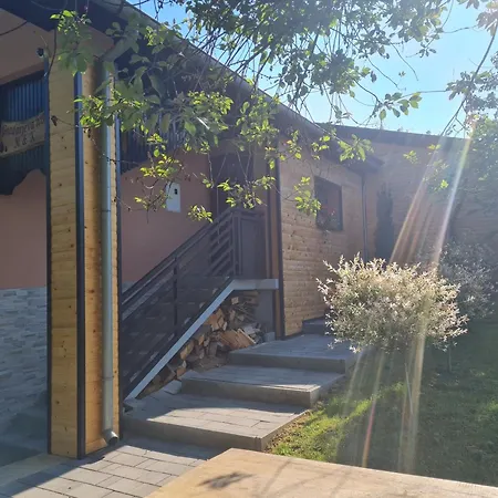 Gozdarjeva Hiska M&k Prázdninový dům Dobrovnik